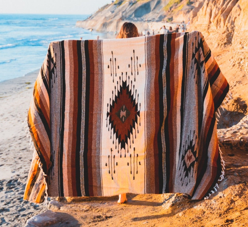Blankets – West Path Wholesale